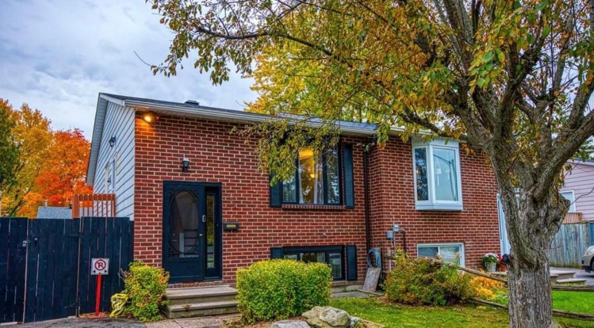 Castlerooms Homestay Оттава Экстерьер фото